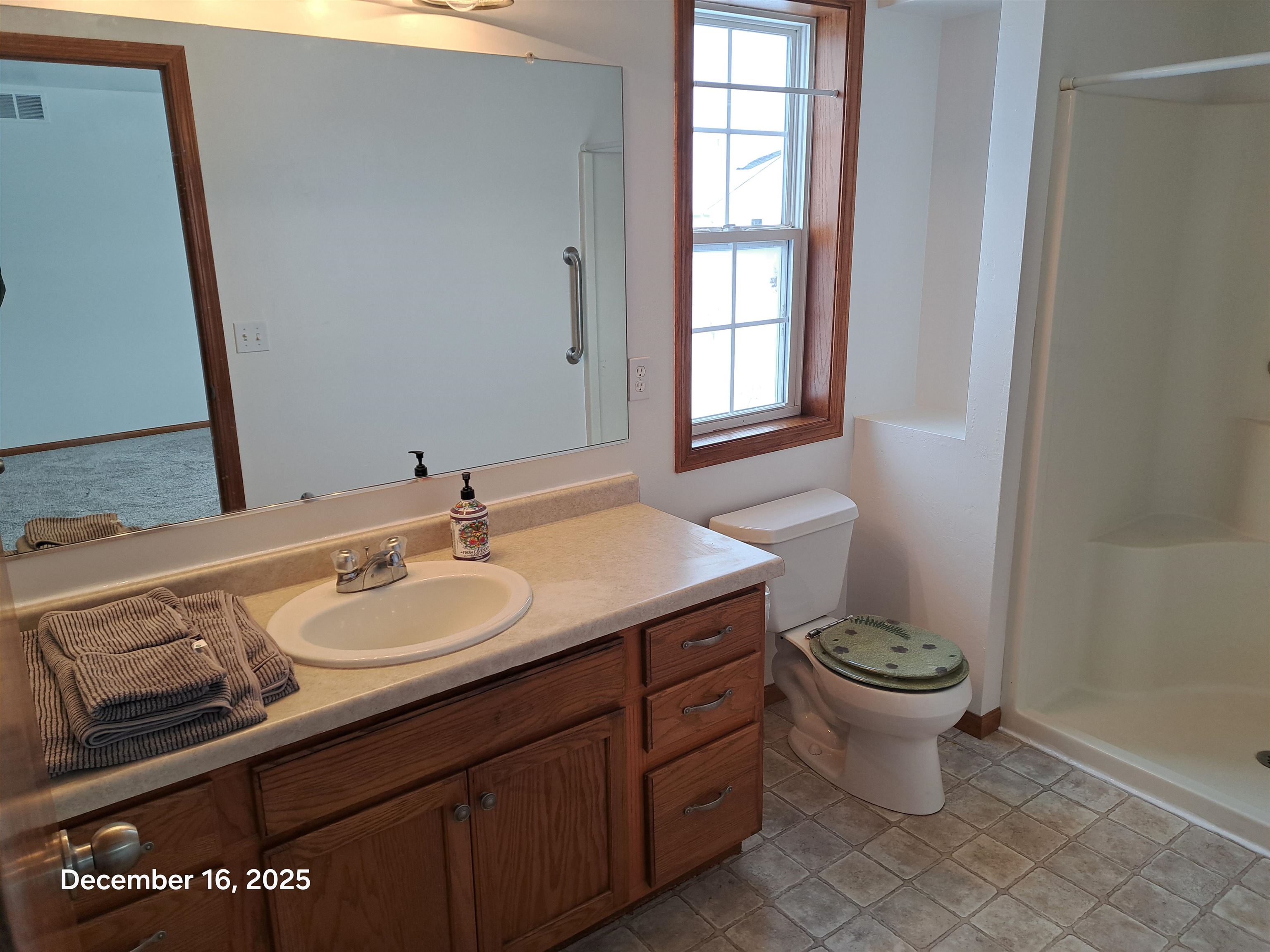 2286 Spring Meadow Drive Neenah, WI 54956 - Photo 14 of 23