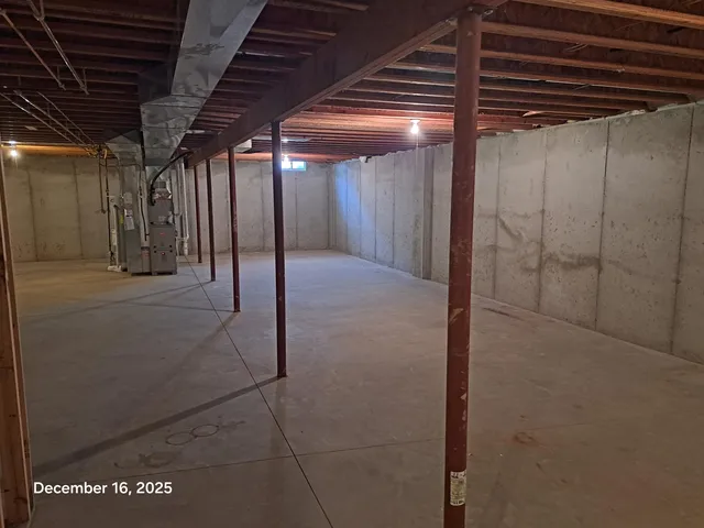 $350,000 | 2286 Spring Meadow Drive, Neenah, WI 54956