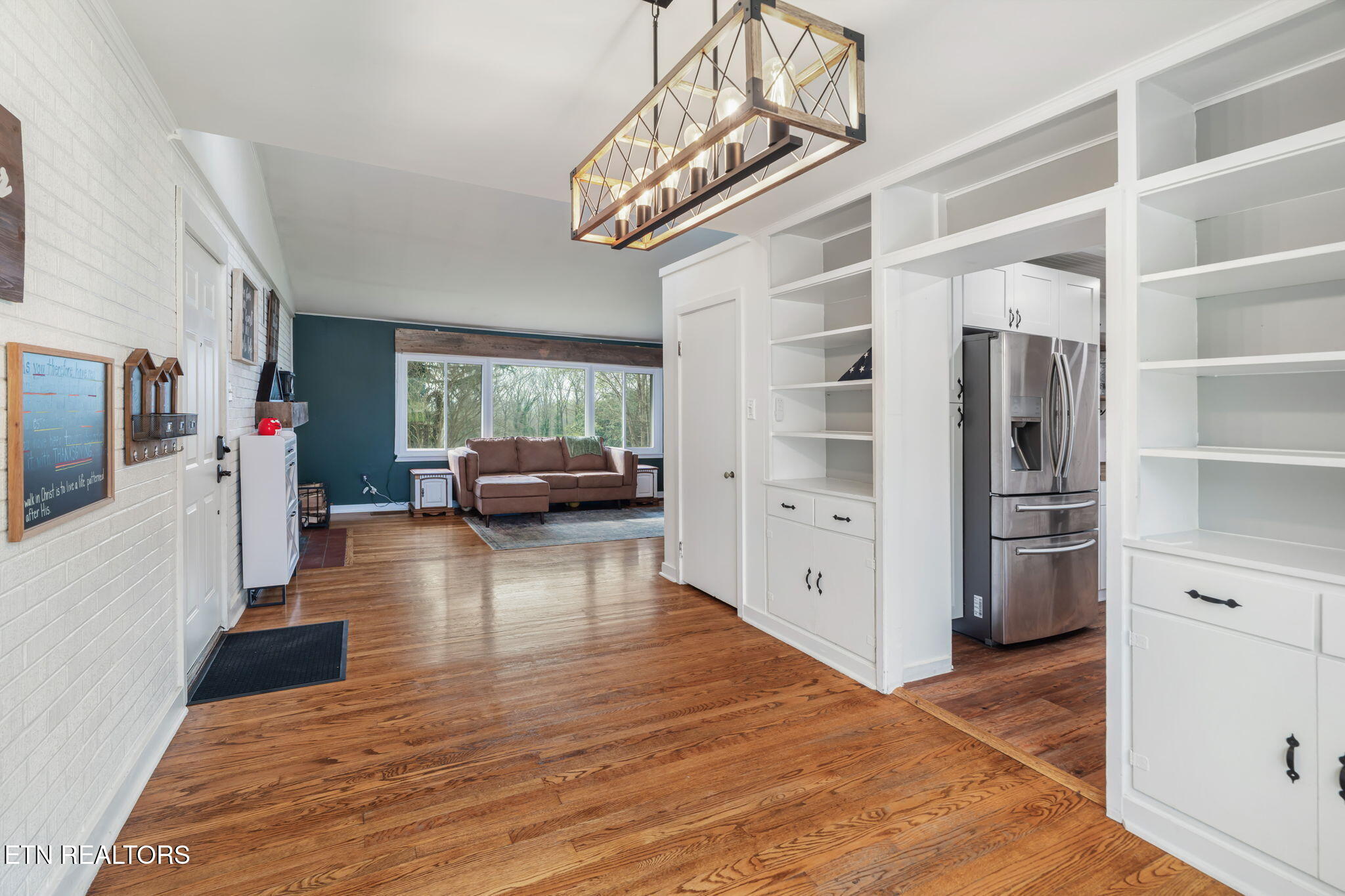 369 East Drive Oak Ridge, TN 37830 - Photo 12 of 45 13-web-or-mls-369 East Drive-21