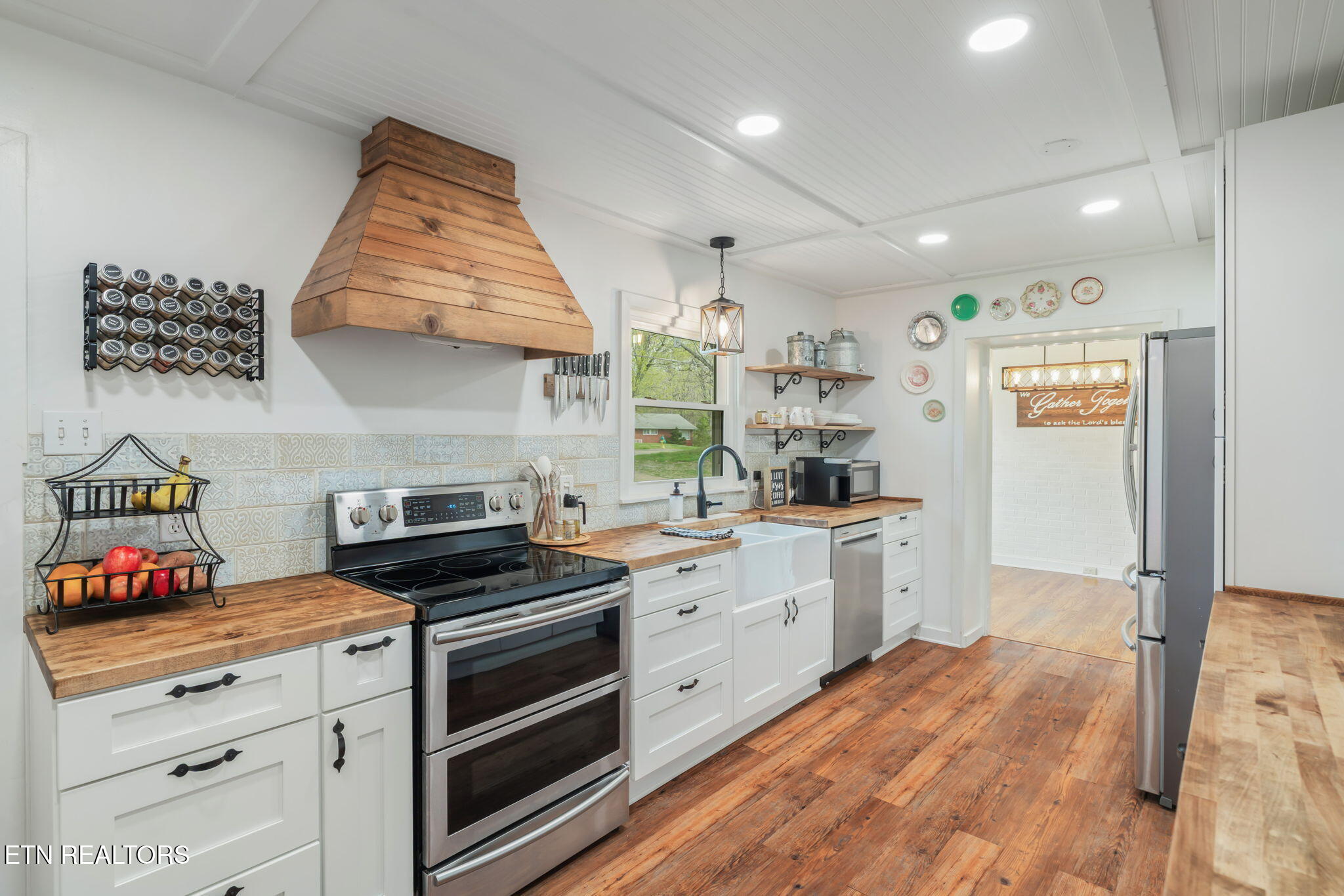 369 East Drive Oak Ridge, TN 37830 - Photo 15 of 45 16-web-or-mls-369 East Drive-24