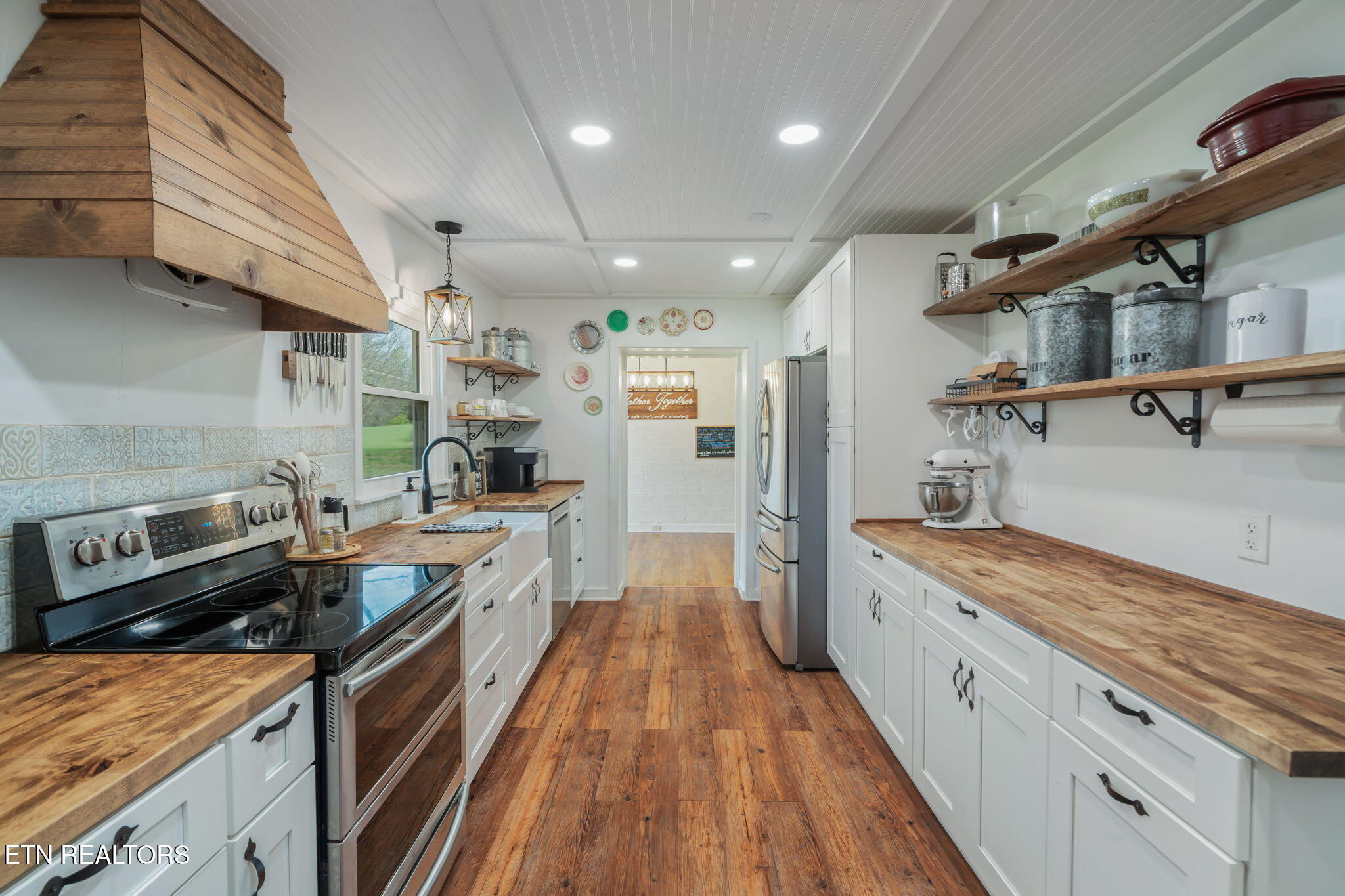 369 East Drive Oak Ridge, TN 37830 - Photo 16 of 45 17-web-or-mls-369 East Drive-25