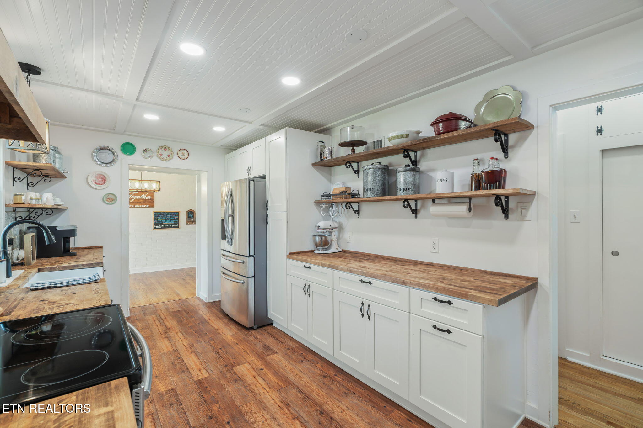 369 East Drive Oak Ridge, TN 37830 - Photo 17 of 45 18-web-or-mls-369 East Drive-26