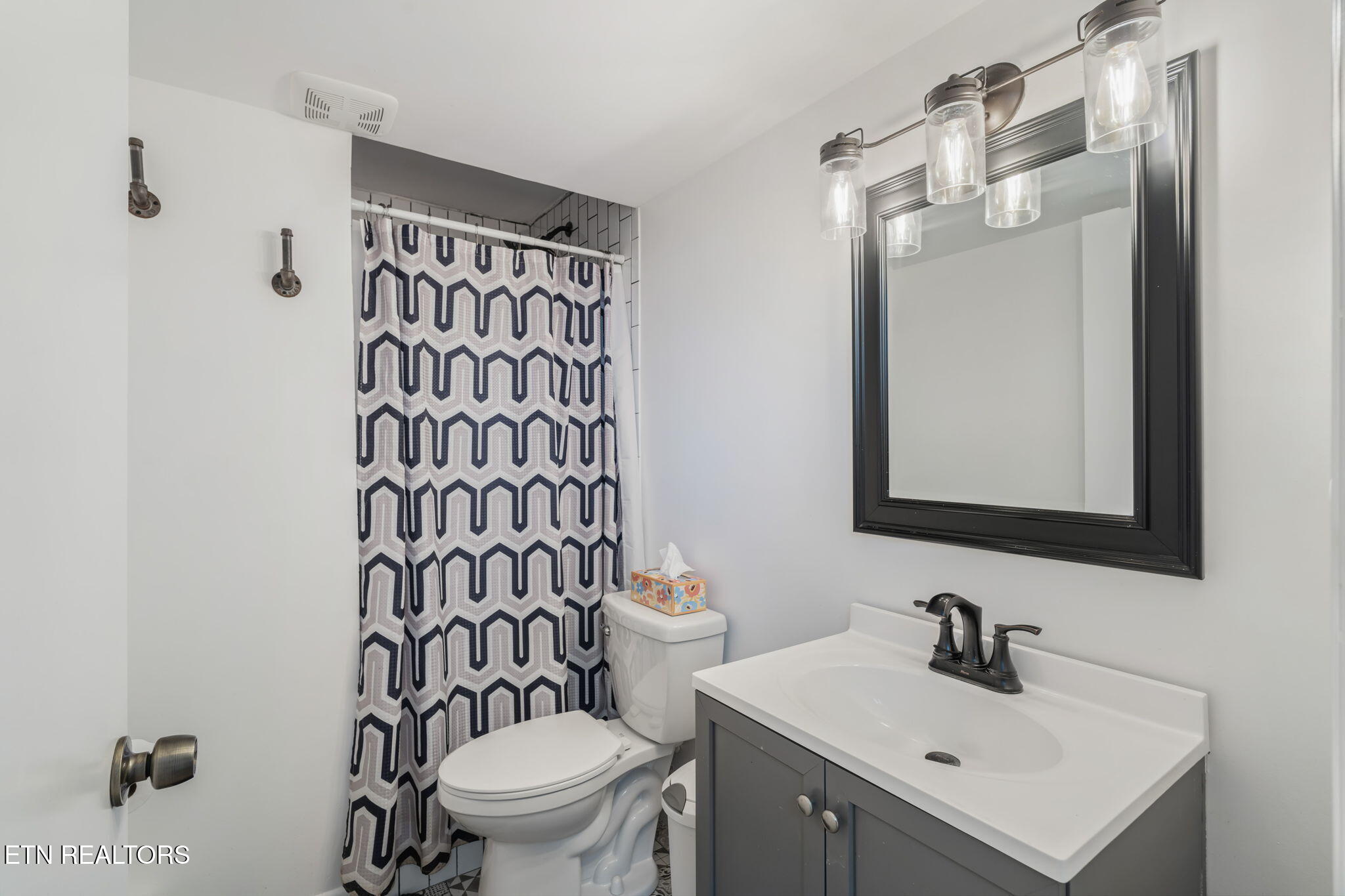 369 East Drive Oak Ridge, TN 37830 - Photo 33 of 45 34-web-or-mls-369 East Drive-39