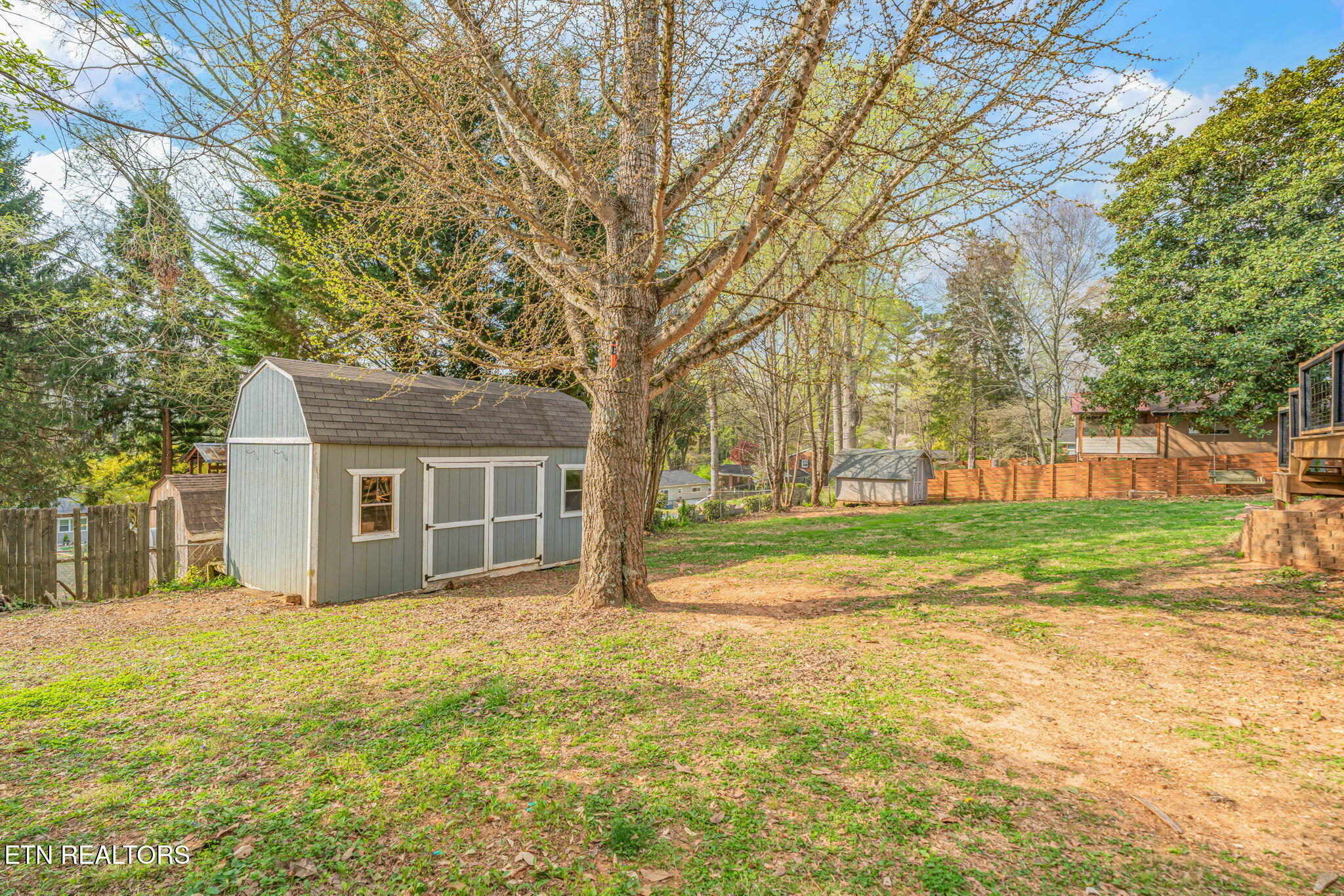 369 East Drive Oak Ridge, TN 37830 - Photo 42 of 45 43-web-or-mls-369 East Drive-14