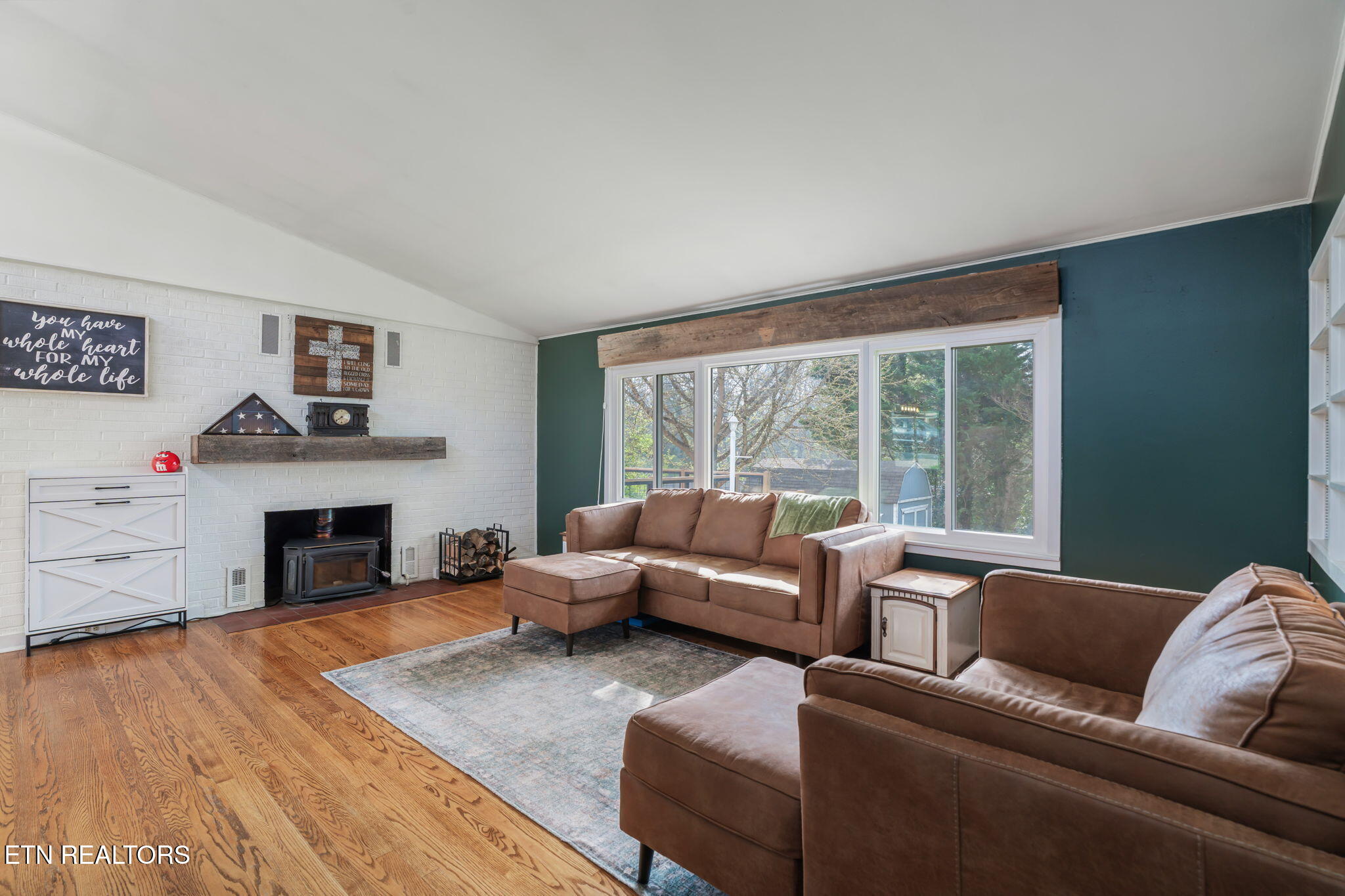 369 East Drive Oak Ridge, TN 37830 - Photo 10 of 45 11-web-or-mls-369 East Drive-19