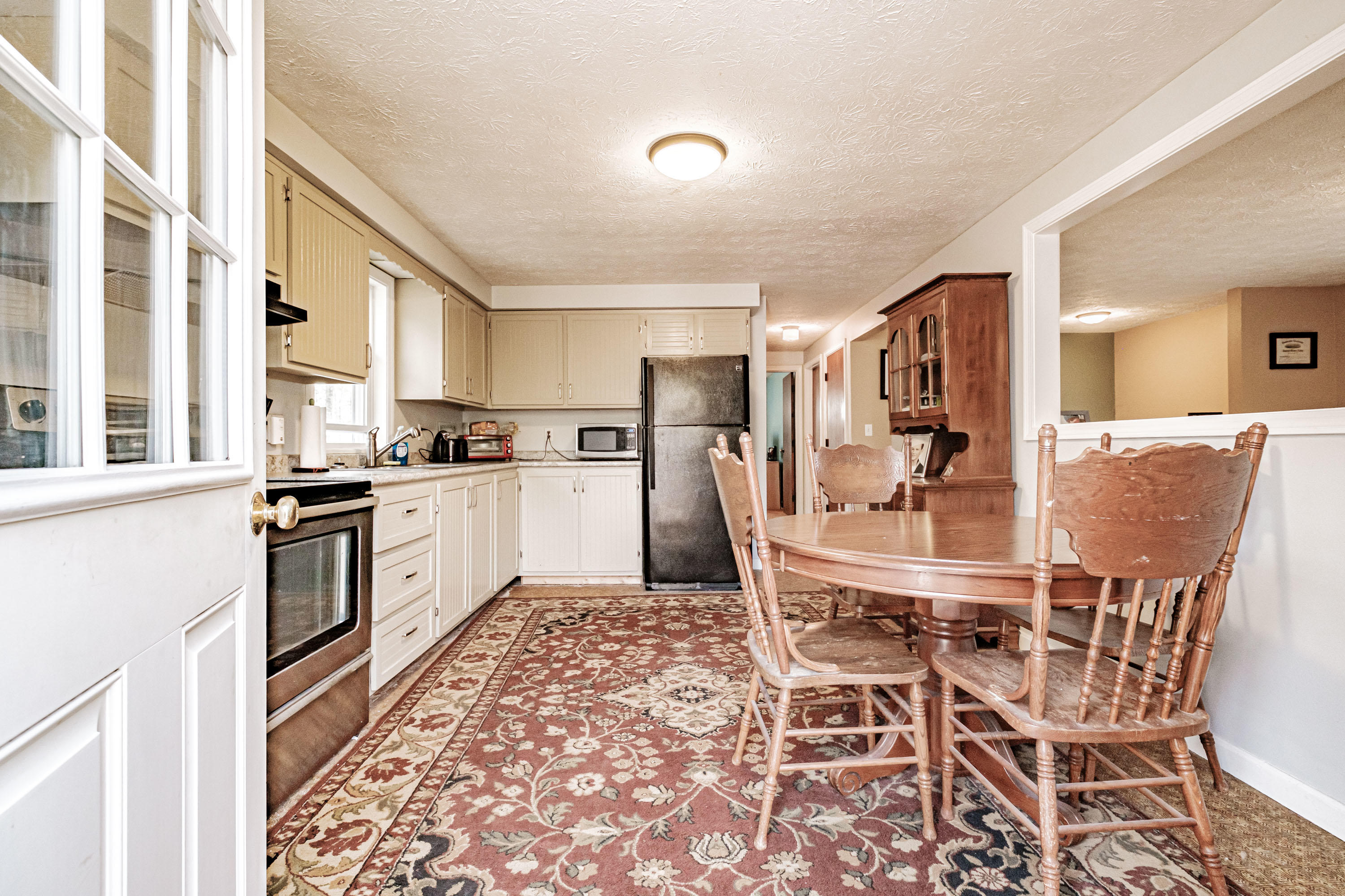 36 Henry Hill Road Buxton, ME 04093 - Photo 5 of 37 Entrance into kitchen