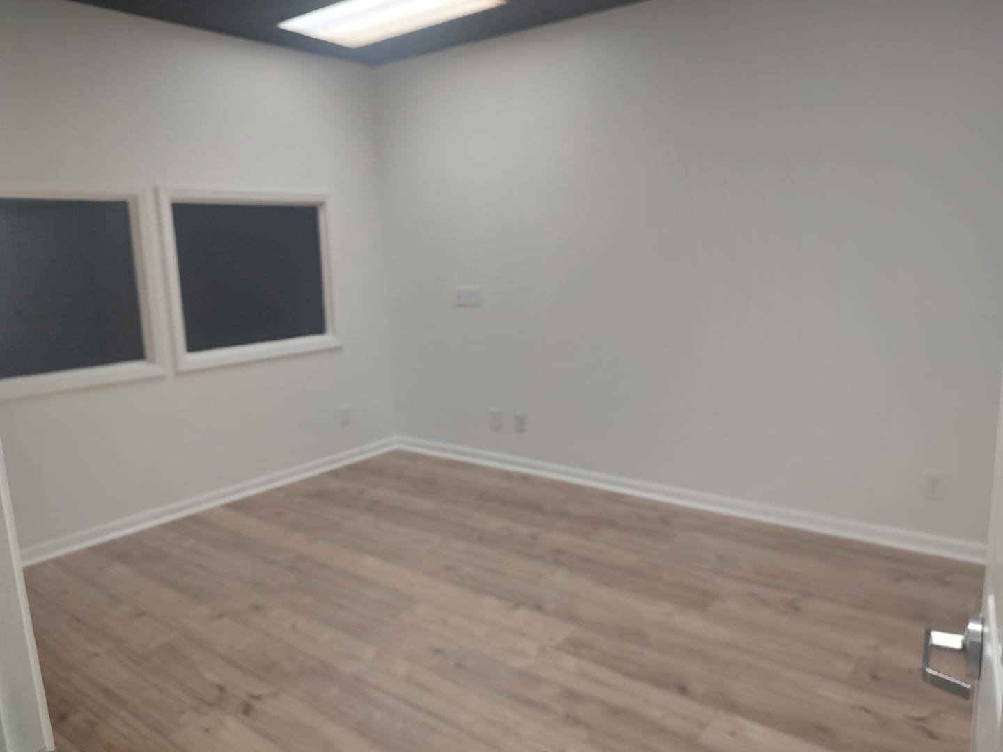 32 North Broadway Aurora, IL 60505 - Photo 9 of 10