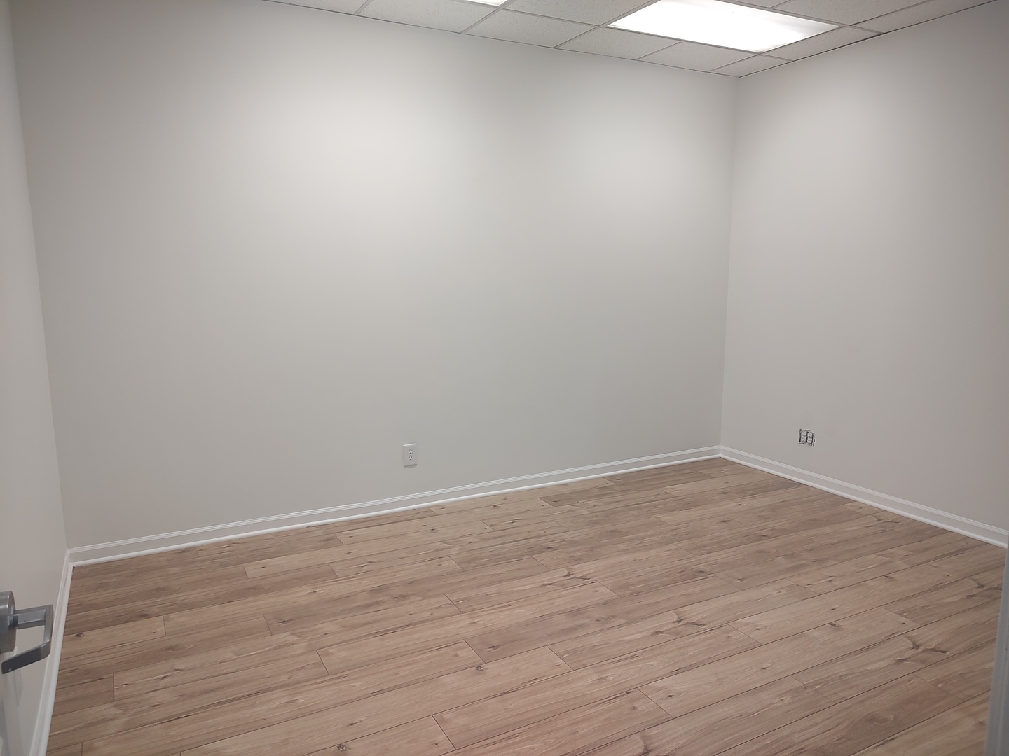 32 North Broadway Aurora, IL 60505 - Photo 10 of 10