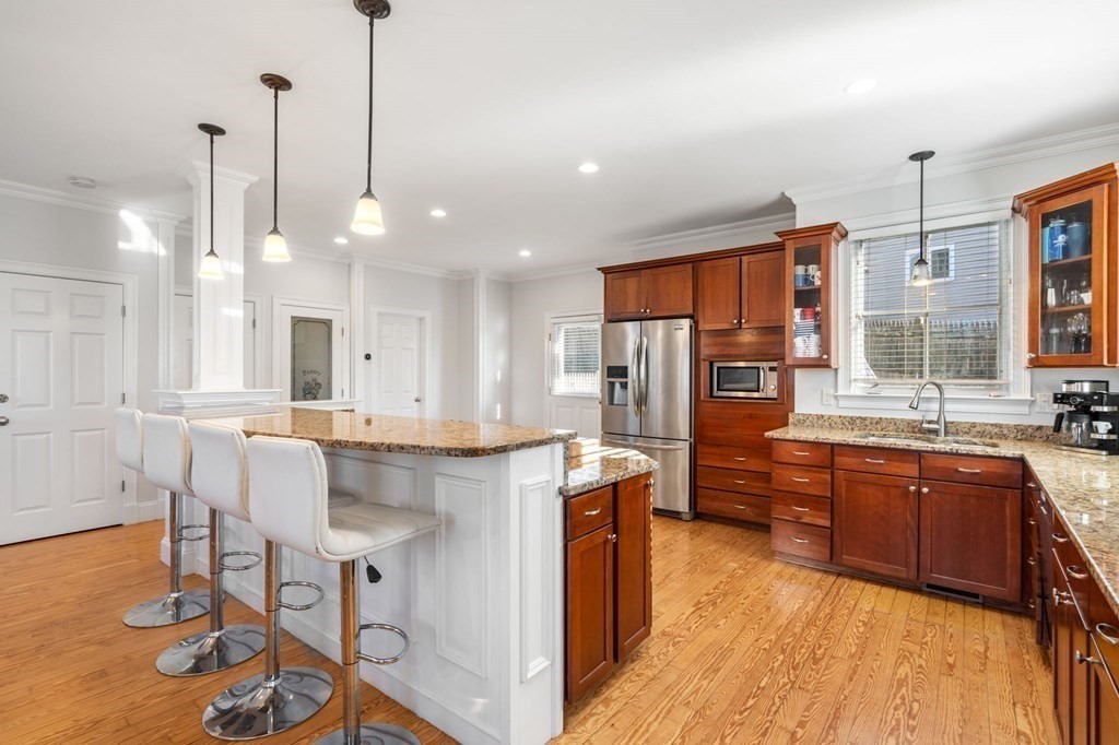 60 Quincy Street, Unit 60, Watertown, MA 02472 Compass