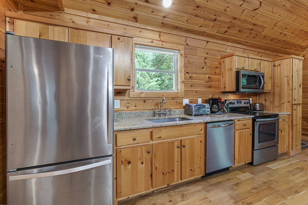 115 Travelers Gap Road Murphy, NC 28906 - Photo 8 of 38