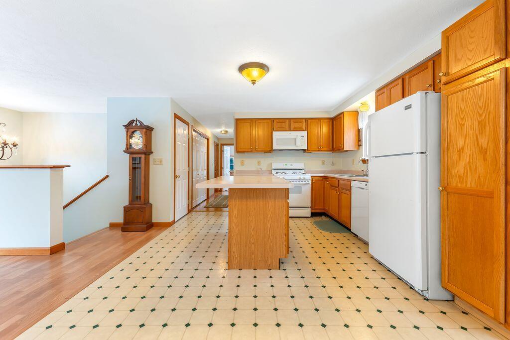 110 Saco Road Standish, ME 04084 - Photo 8 of 28 Kitchen