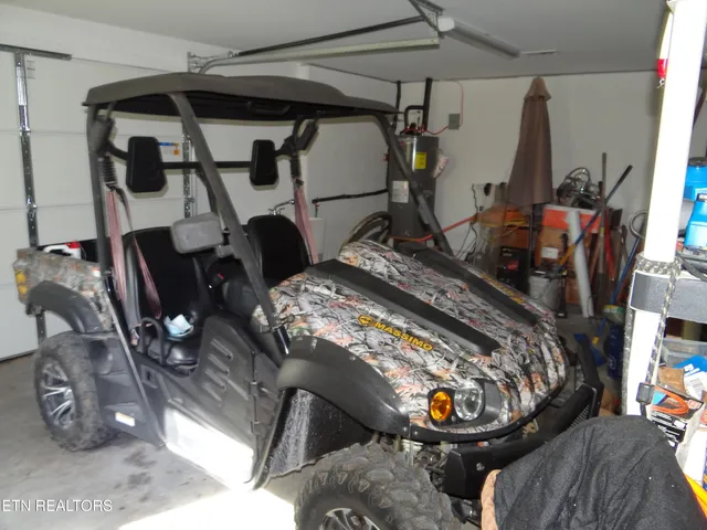 $795,000 | 950 Oak Lane, New Tazewell, TN 37825