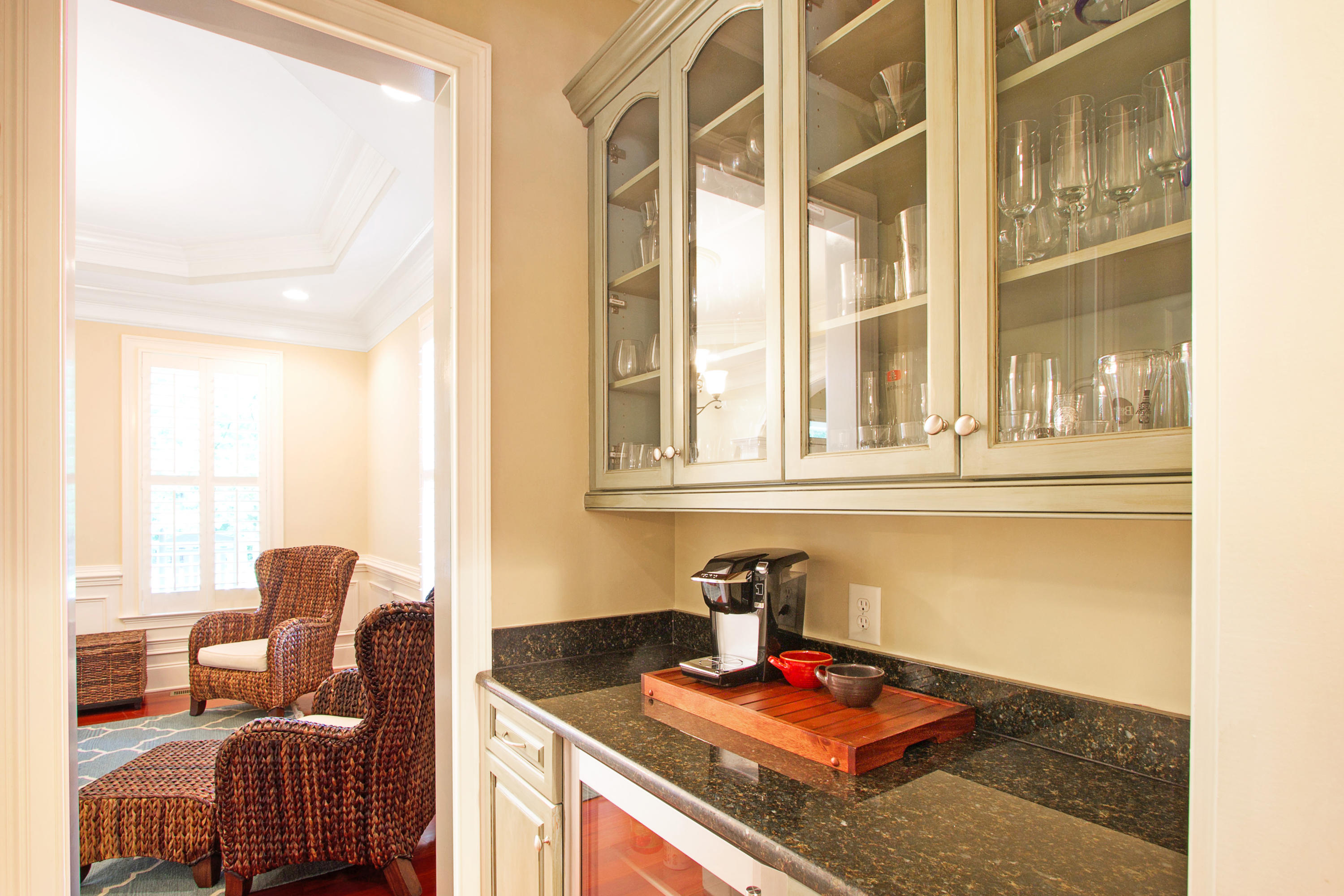 3605 Henrietta Hartford Road Mount Pleasant, SC 29466 - Photo 20 of 57 Butlers Pantry w/ wine cooler