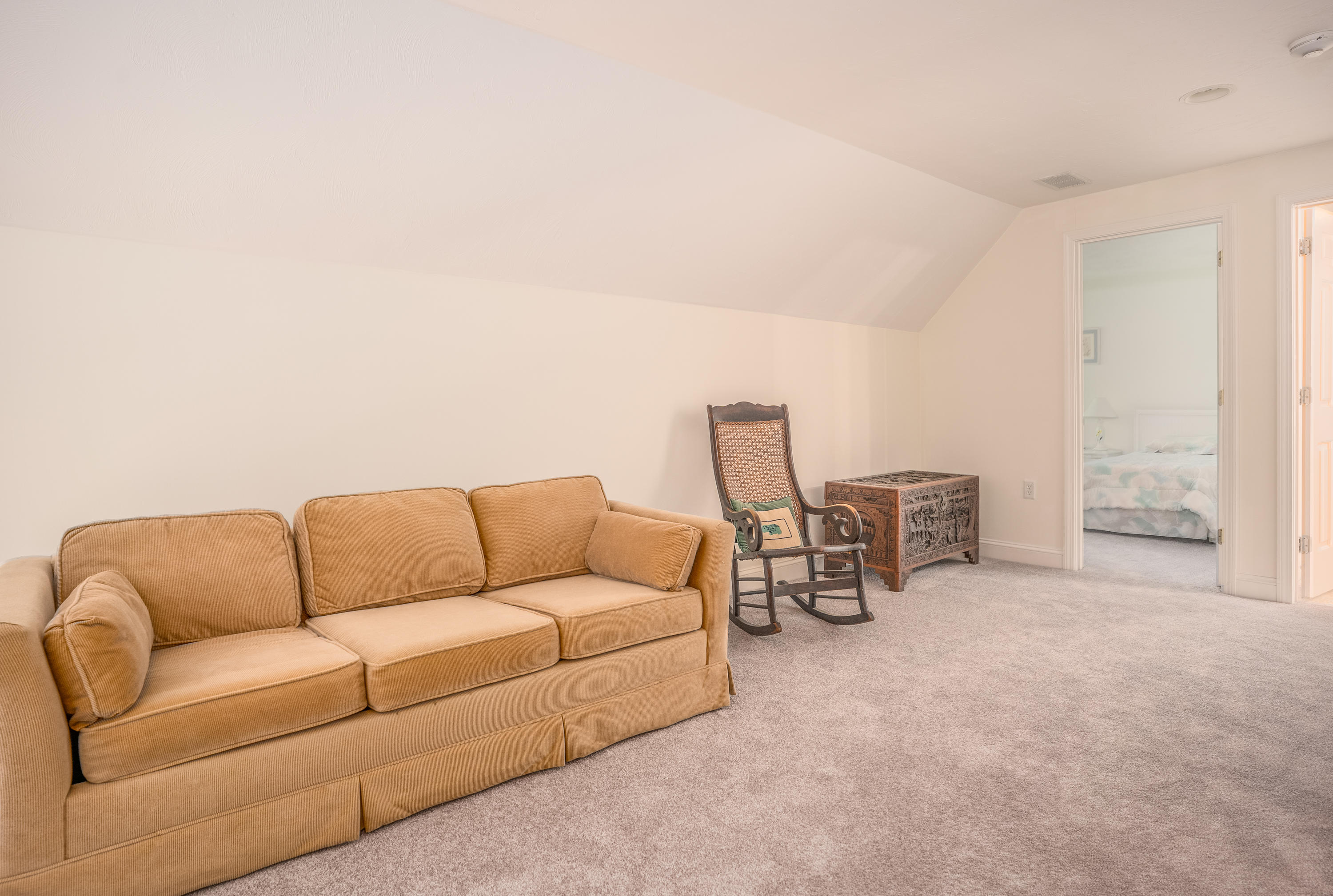 8 Stratford Ridge Mashpee, MA 02649 - Photo 19 of 23 a living room with furniture and a couch
