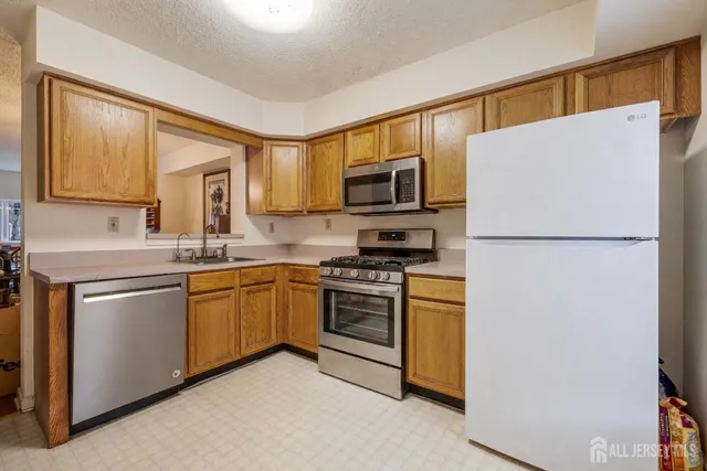 $2,950 | 117 North Barrow Place, Princeton, NJ 08540