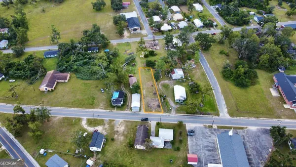 $9,999 | 19 Martin Luther King Jr Boulevard, Hazlehurst, GA 31539