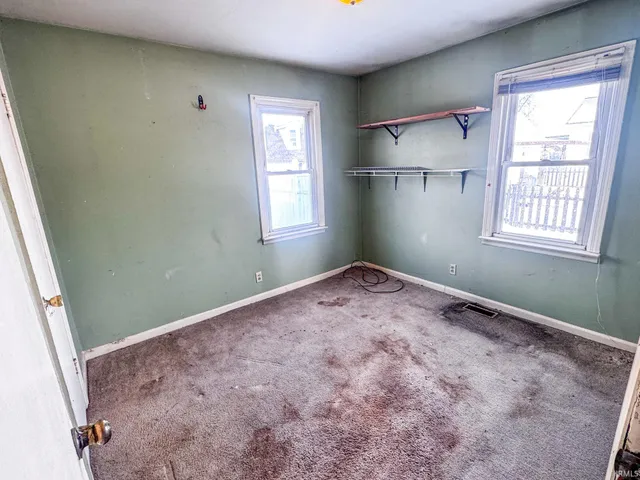 $89,000 | 827 Allens Lane, Evansville, IN 47710