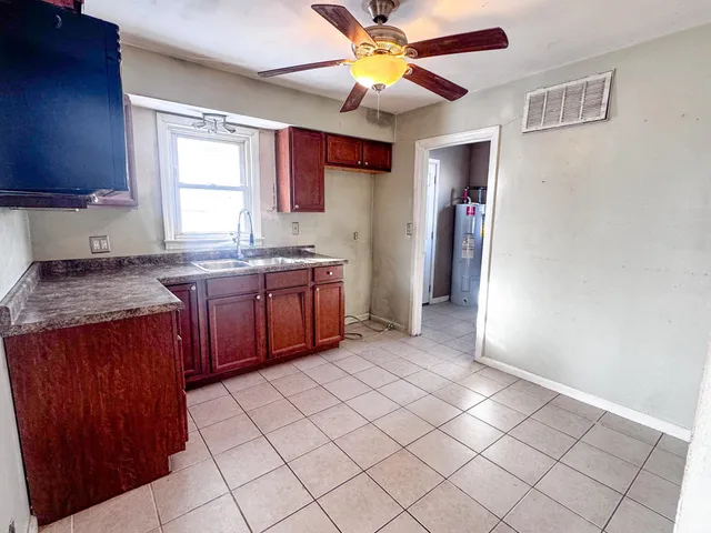 $89,000 | 827 Allens Lane, Evansville, IN 47710