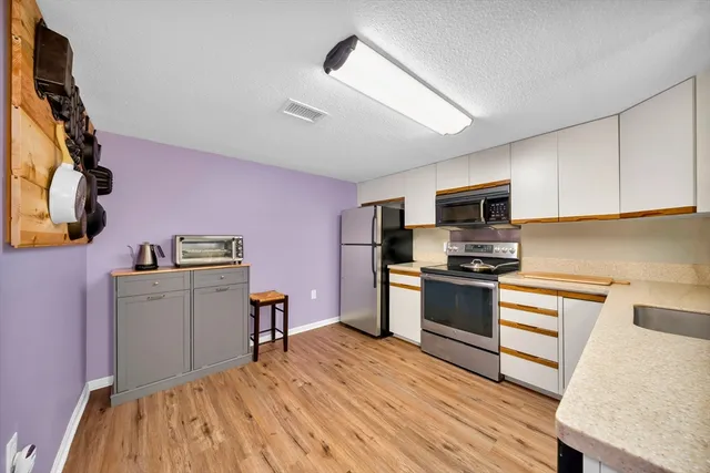 $440,000 | 49 Weatherly Drive, Unit 49, Salem, MA 01970