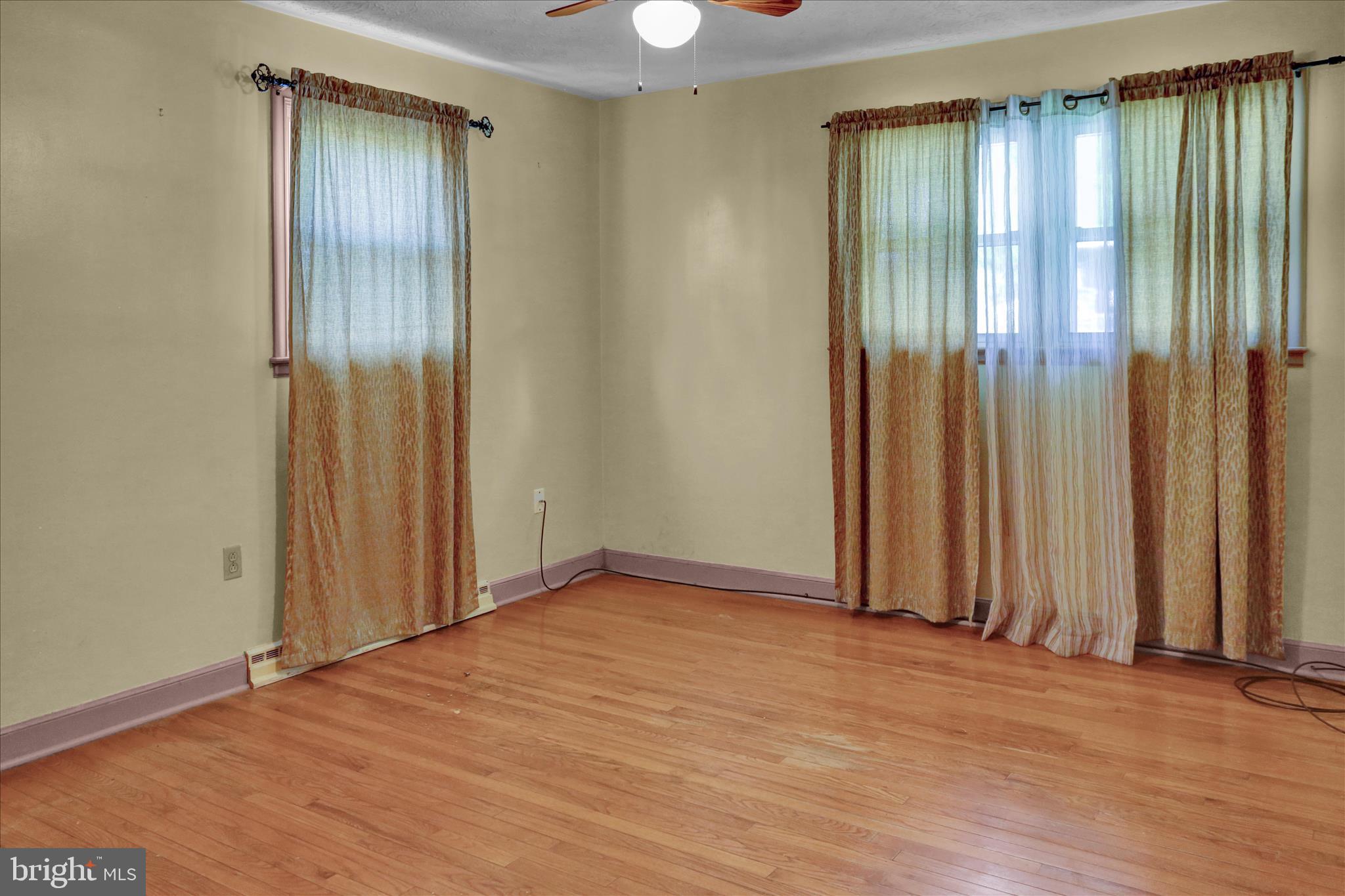 1428 Lorraine Road Reading, PA 19604 - Photo 11 of 26 E26A5700