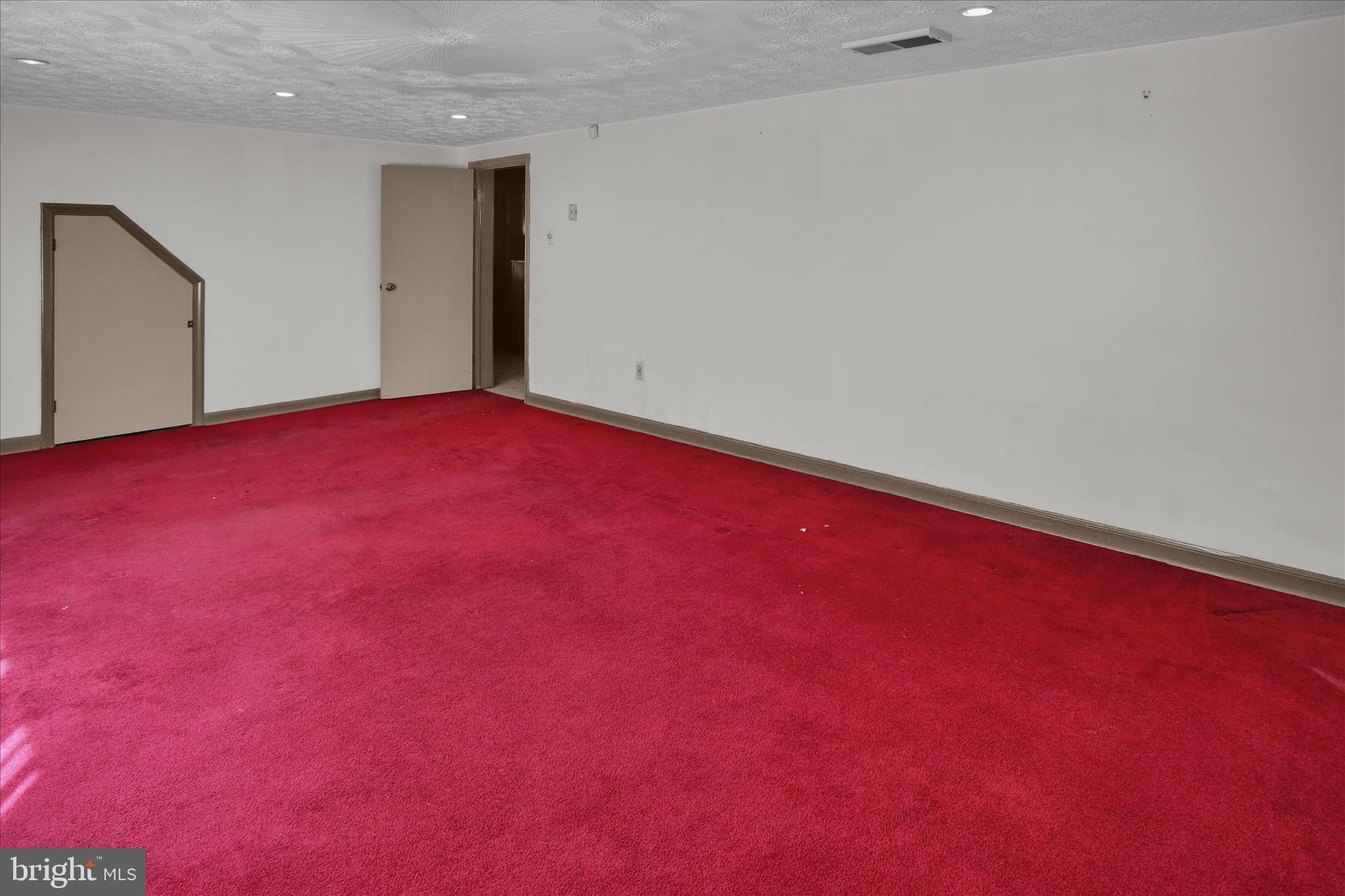 1428 Lorraine Road Reading, PA 19604 - Photo 15 of 26 E26A5600