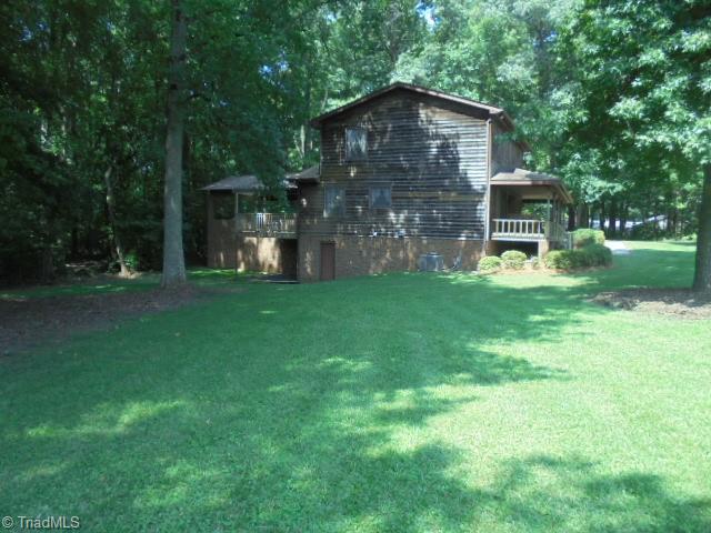 2530 Willard Road High Point, NC 27265 - Photo 3 of 36