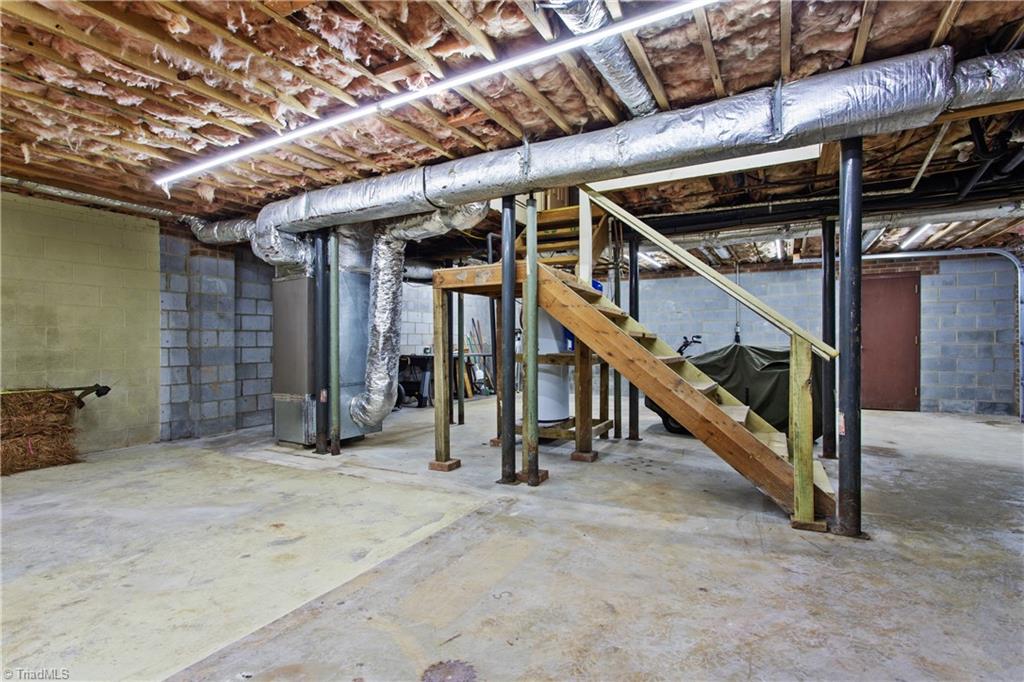 2530 Willard Road High Point, NC 27265 - Photo 35 of 36