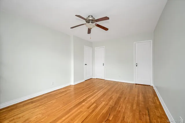 $978,888 | 43-20 196th Street | Auburndale