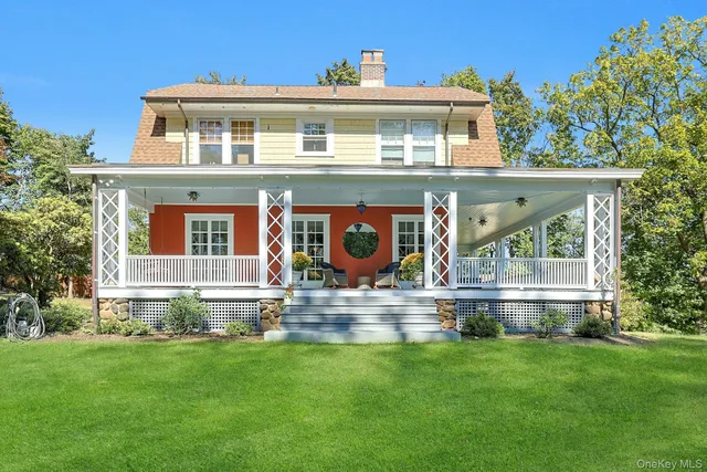 front view of house with a yard