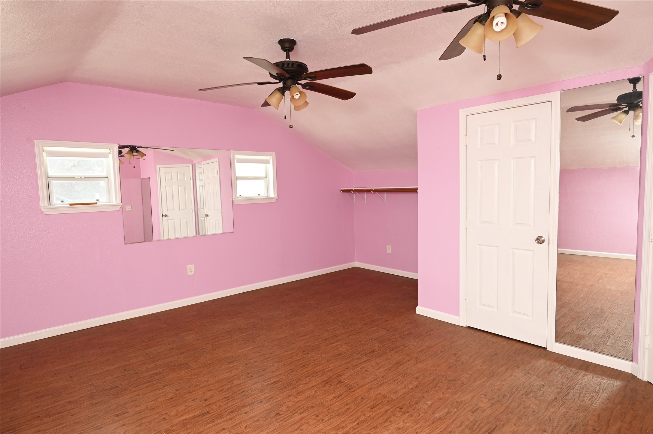 608 Archer Street Houston, TX 77009 - Photo 37 of 38 5th bedroom (up) or Home Office or Game room!