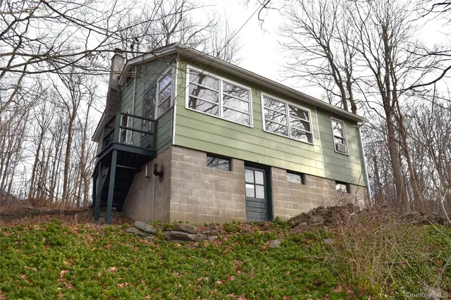 $219,900 | 36 Paradise Hill, Highland Mills, NY 10930
