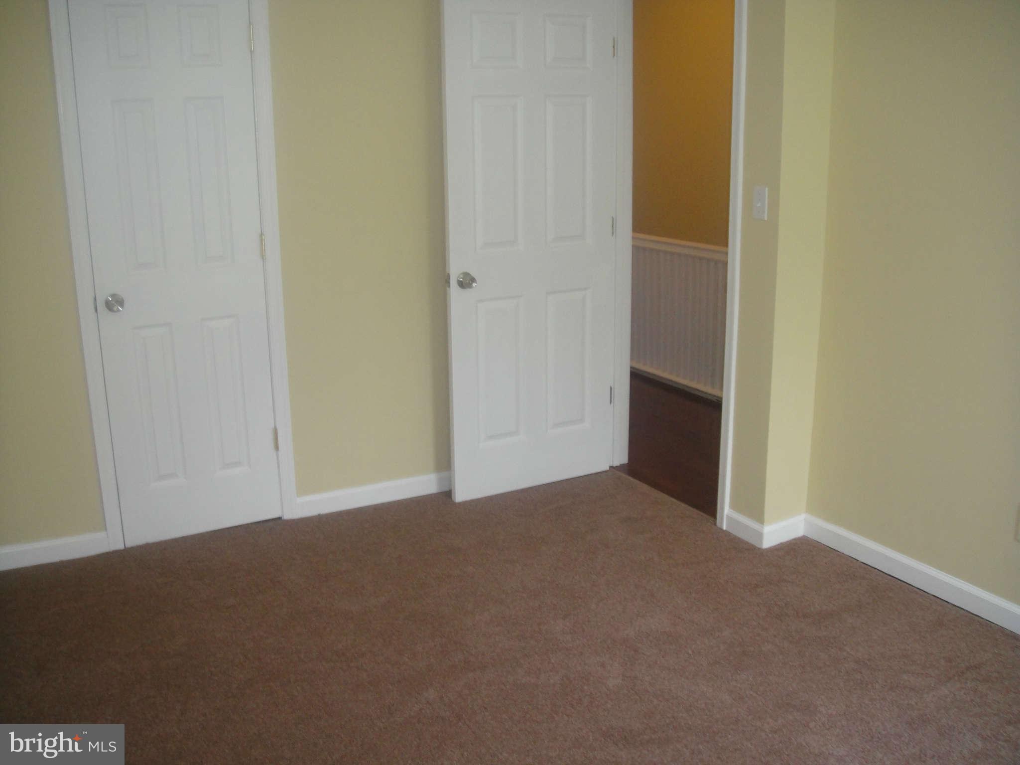 625 Columbia Road Northwest Washington, DC 20001 - Photo 16 of 26 a view of an empty room