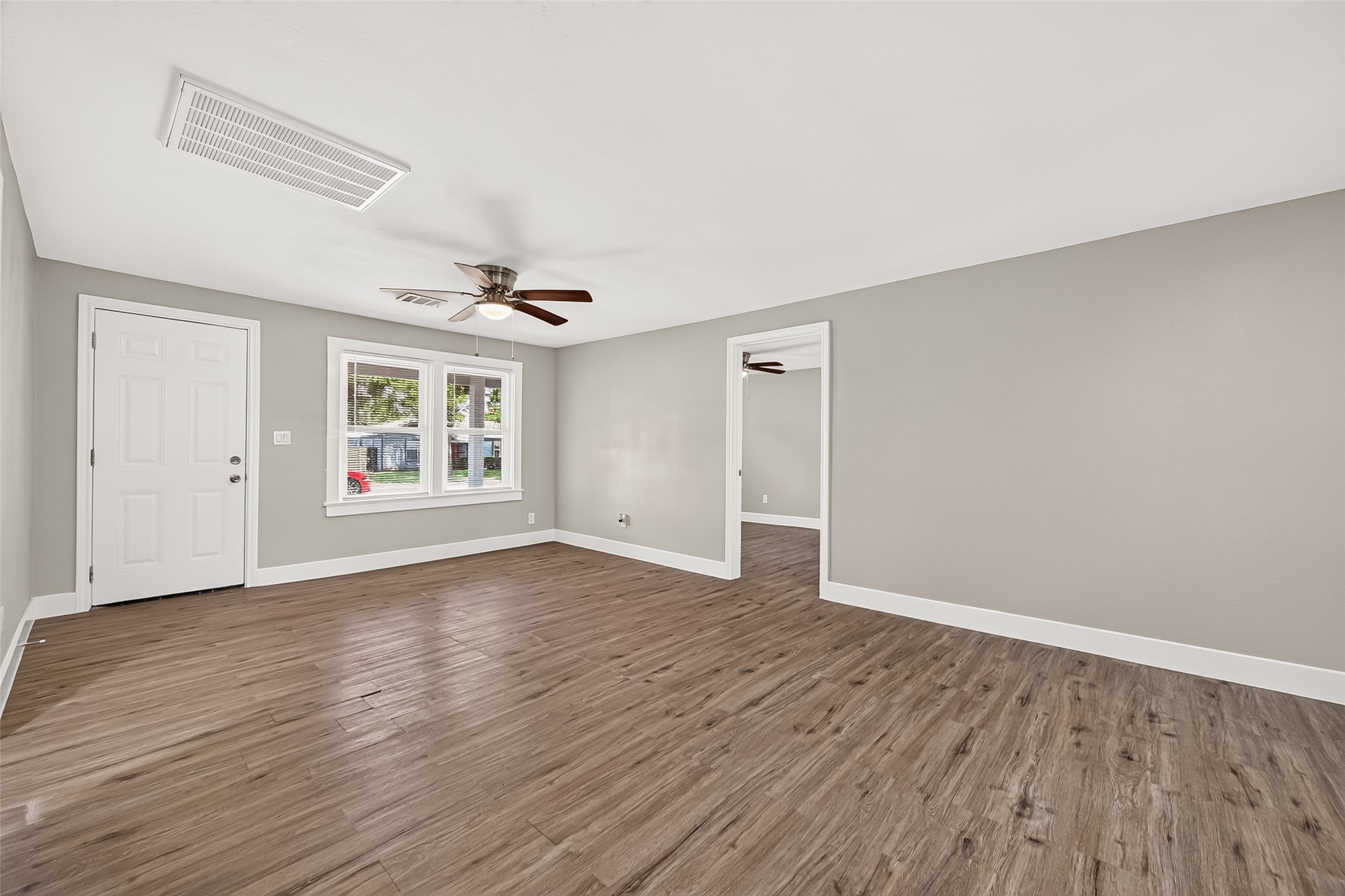 1213 Allen Street Rosenberg, TX 77471 - Photo 10 of 34 Gallery Image 10
