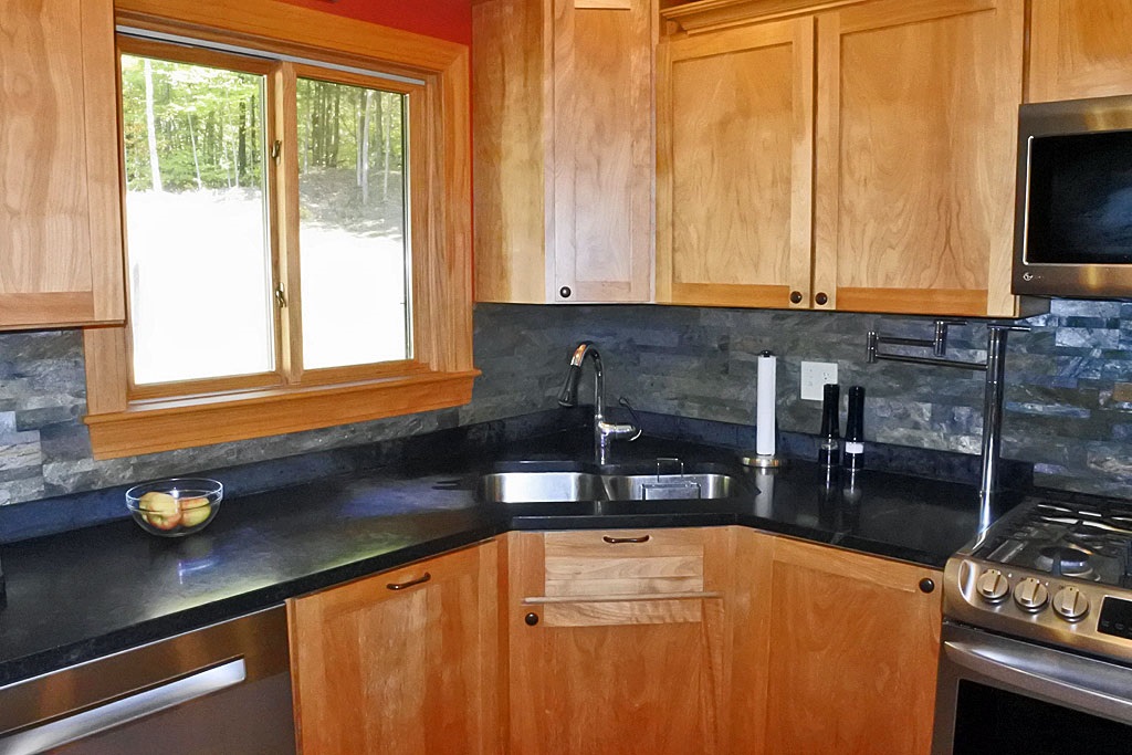 329 Notch Road Mendon, VT 05701 - Photo 9 of 39