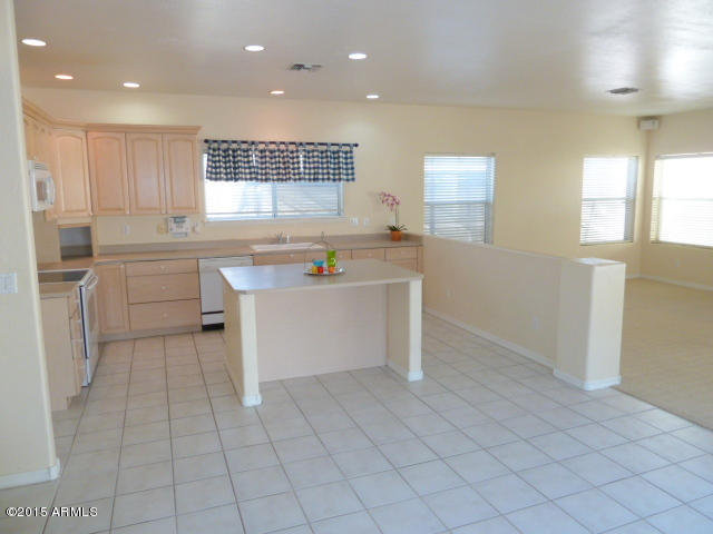 3064 East Dry Creek Road Phoenix, AZ 85048 - Photo 8 of 35 34-P1020553
