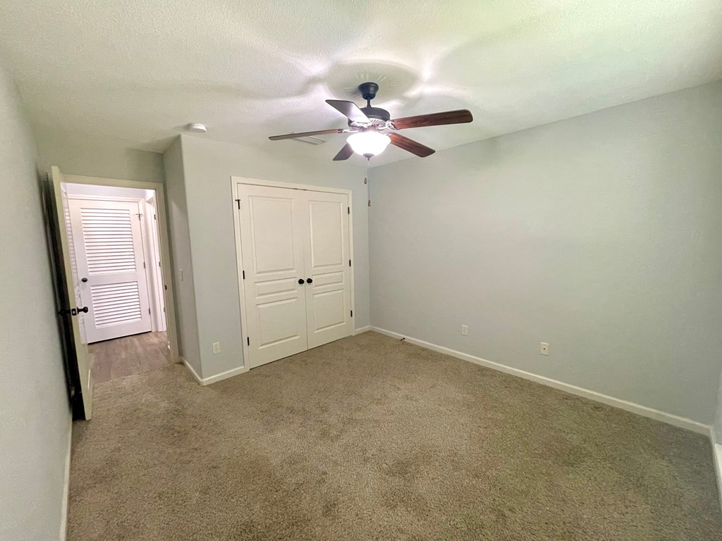 1320 Middleton Road Dothan, AL 36301 - Photo 23 of 39 Bedroom 2