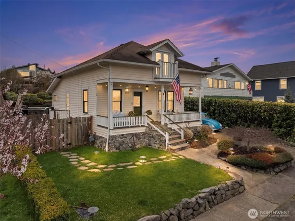$1,050,000 | 3422 Harborview Drive, Gig Harbor, WA 98332