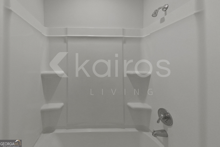 109 Bluff Road Springfield, GA 31329 - Photo 12 of 21 a bathroom with a shower