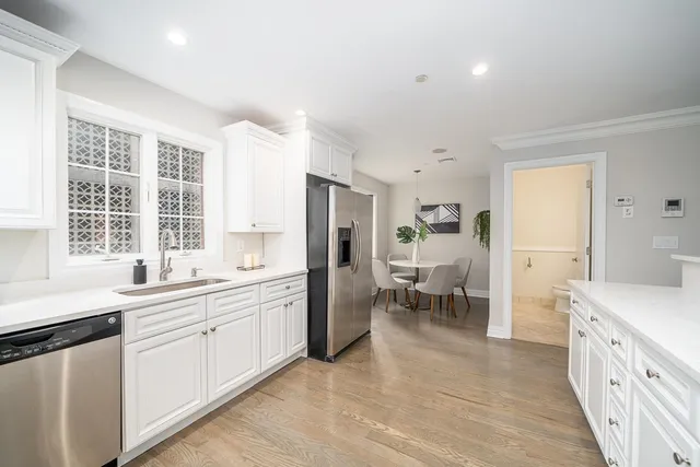 $749,900 | 9033 Wall Street, Unit 6, North Bergen, NJ 07047