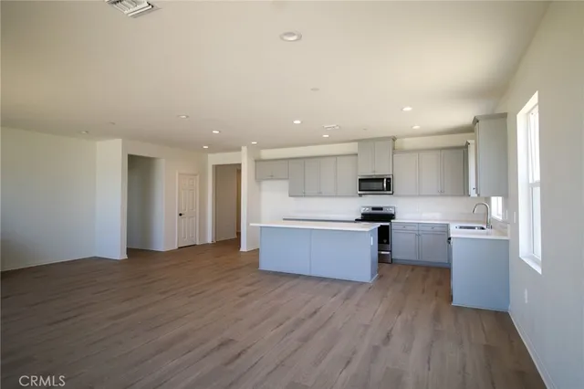 $3,095 | 28322 Hopscotch Drive, Menifee, CA 92585