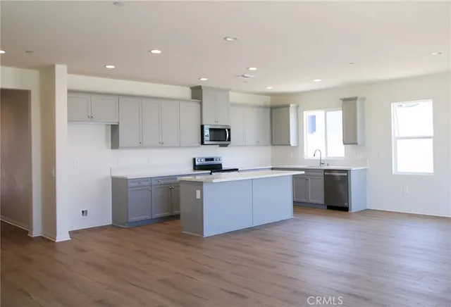 $3,095 | 28322 Hopscotch Drive, Menifee, CA 92585