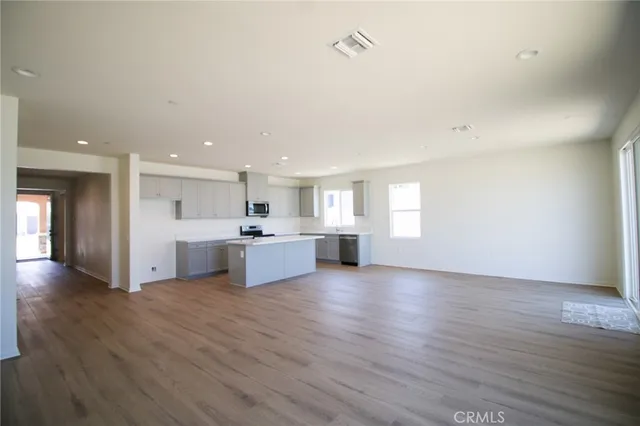 $3,095 | 28322 Hopscotch Drive, Menifee, CA 92585