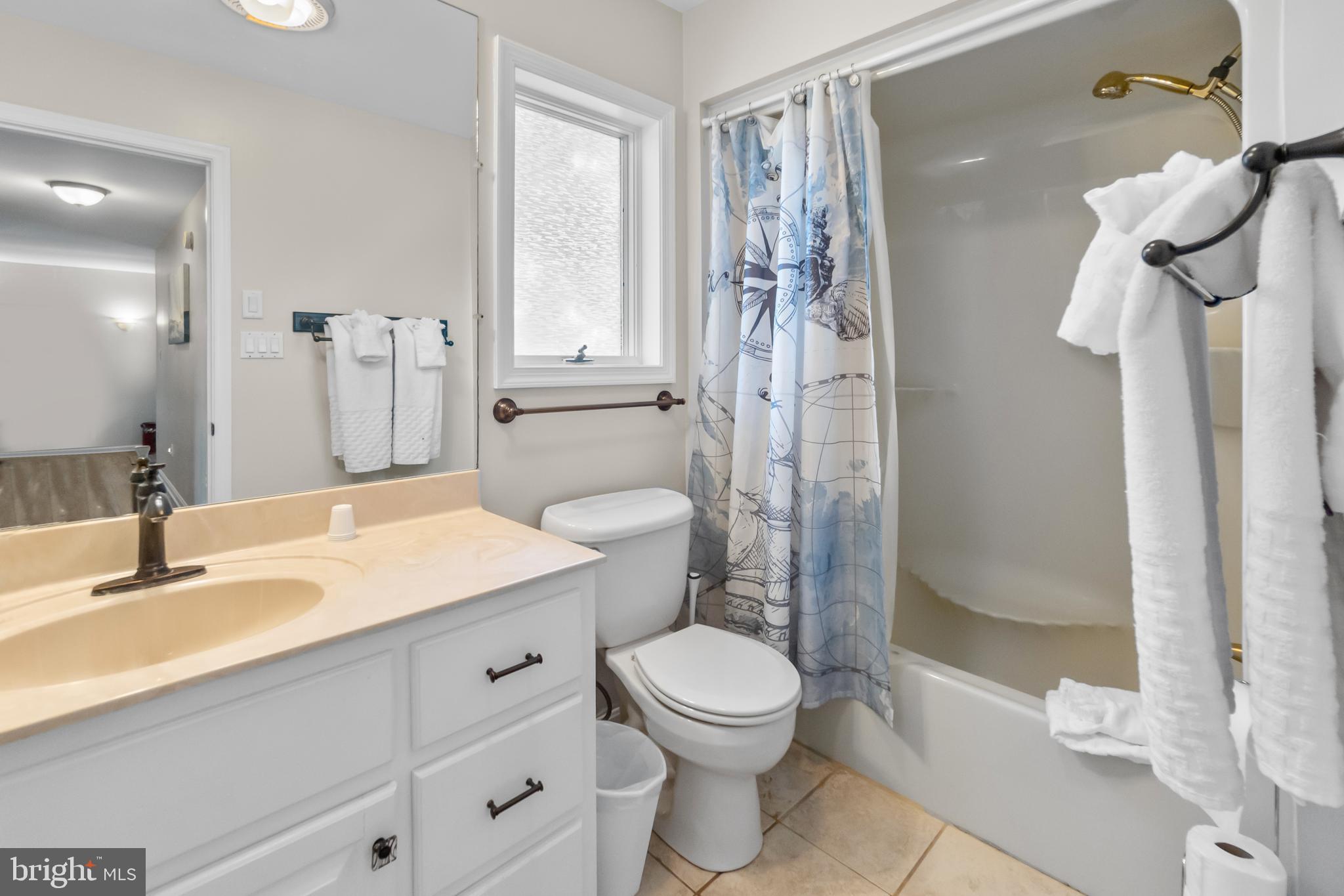 1418 Town Point Road Cambridge, MD 21613 - Photo 33 of 48 Hall Full Bathroom