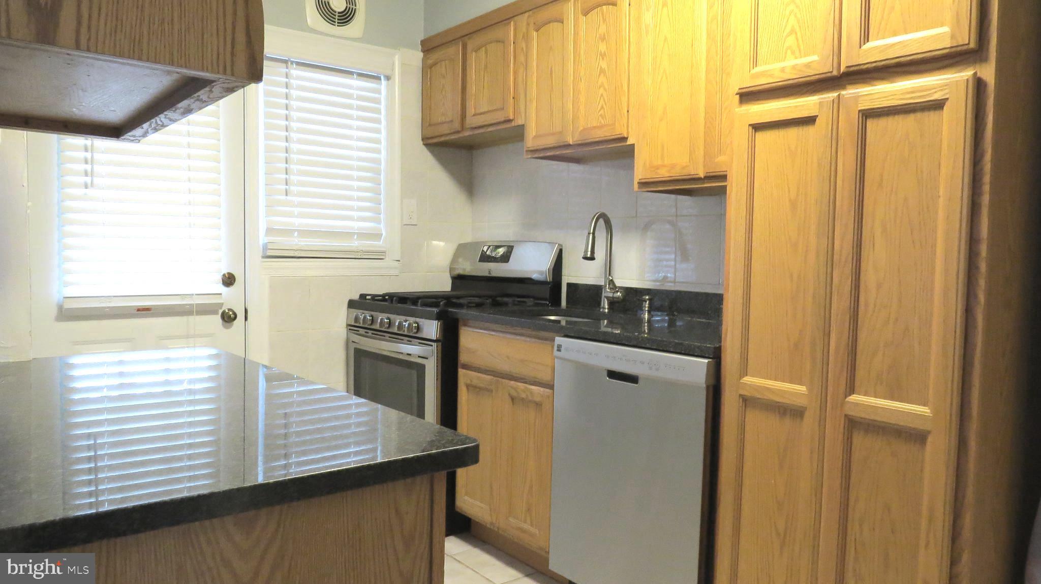 2220 Graythorn Road Baltimore, MD 21220 - Photo 3 of 63 Stainless steal appliances