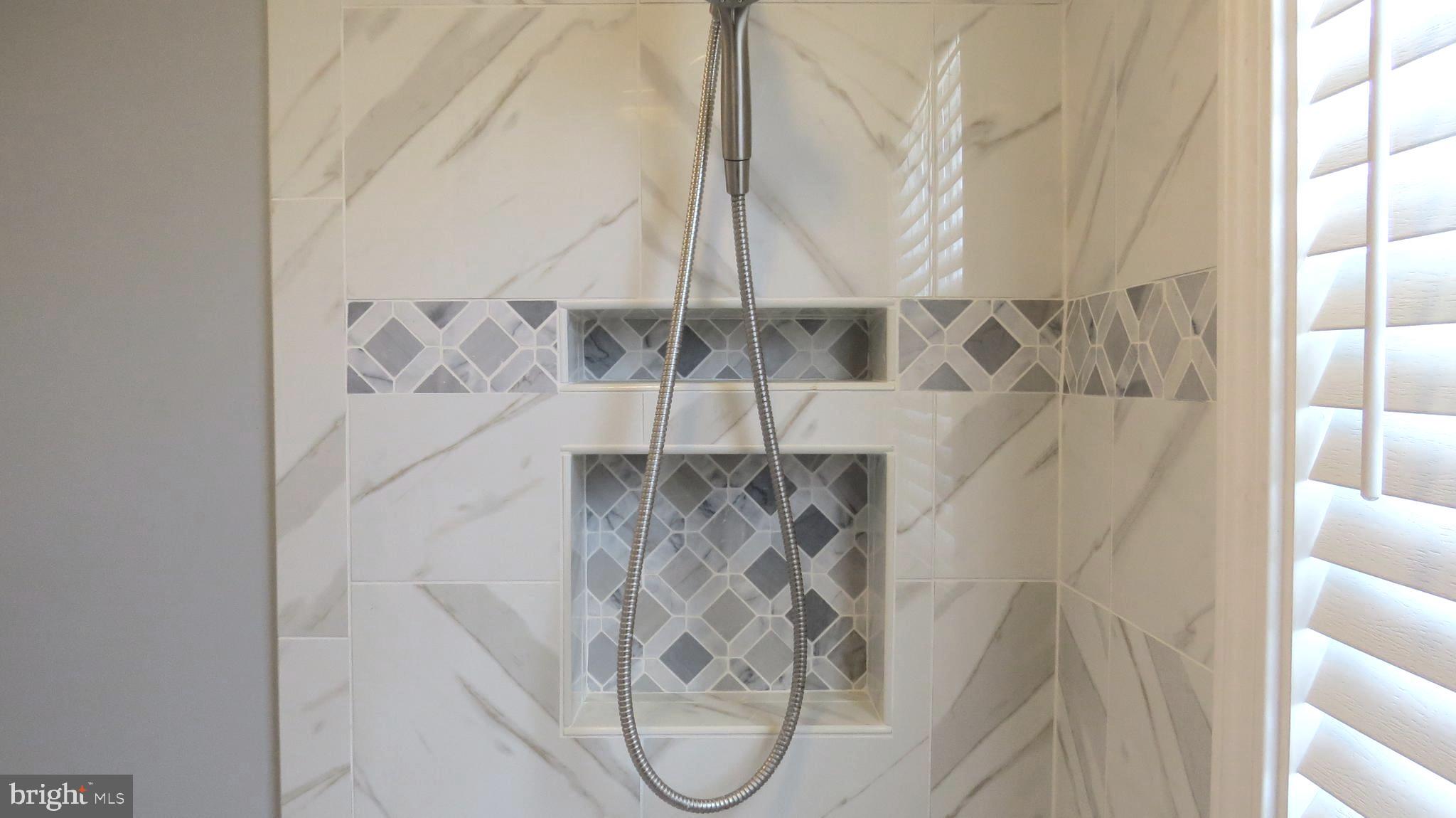2220 Graythorn Road Baltimore, MD 21220 - Photo 27 of 63 Marble tile in bath