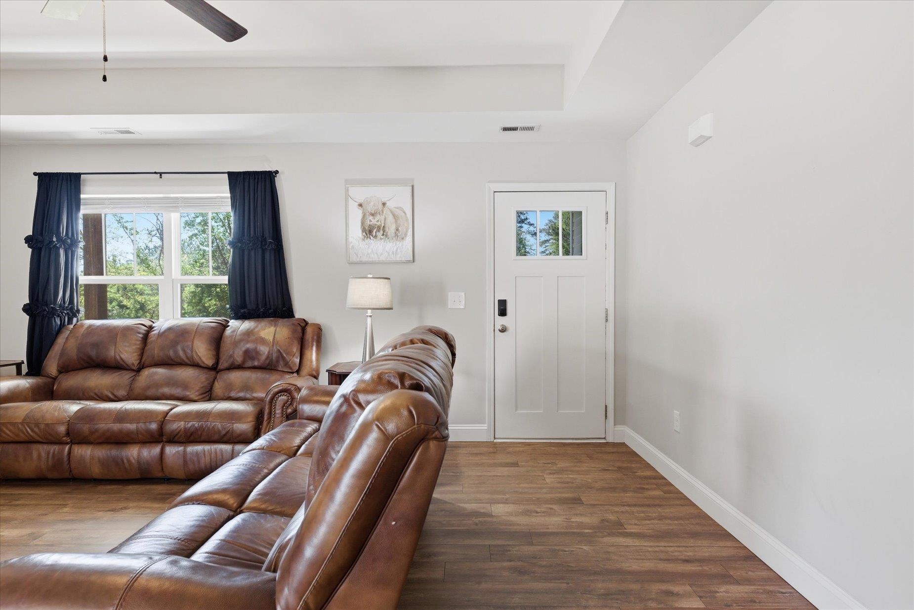 135 Mill Gin Road Campobello, SC 29322 - Photo 5 of 38