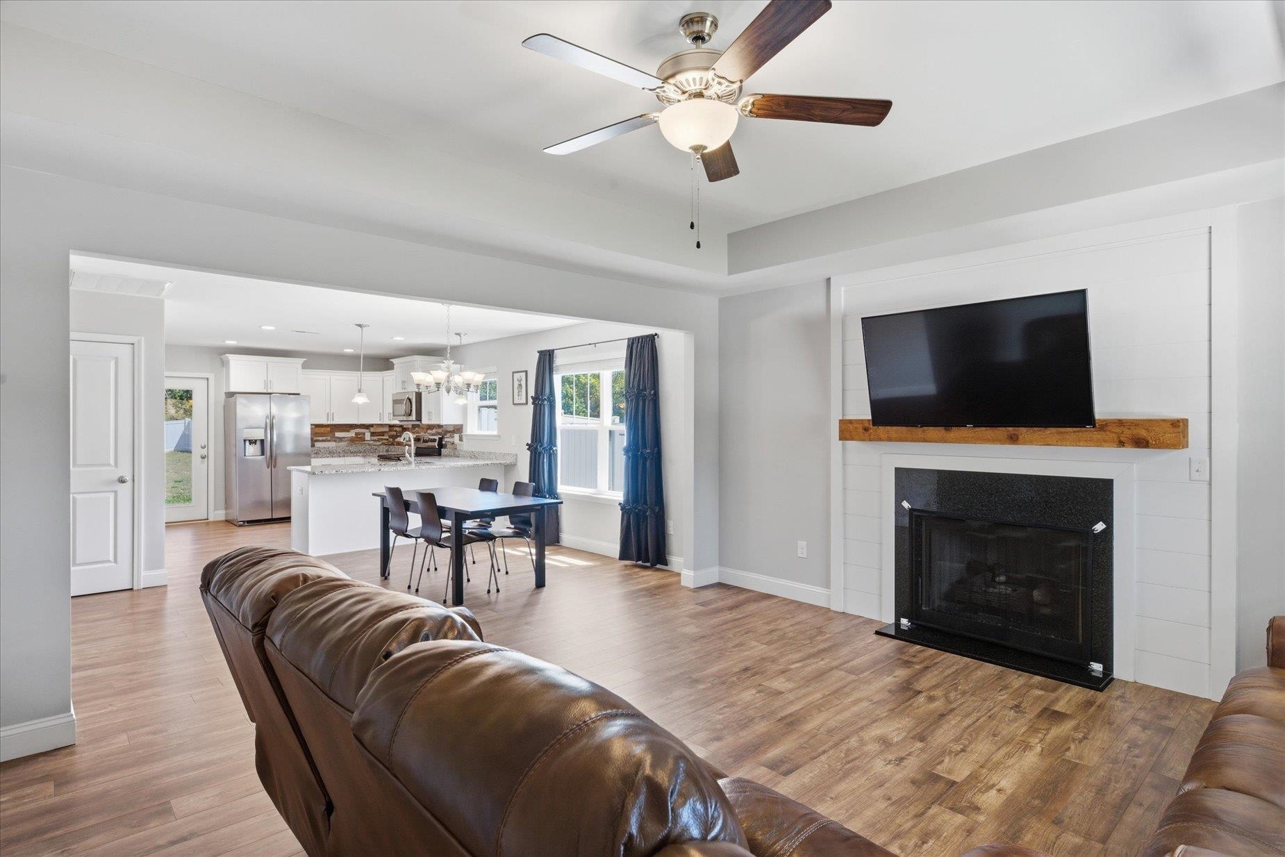 135 Mill Gin Road Campobello, SC 29322 - Photo 6 of 38