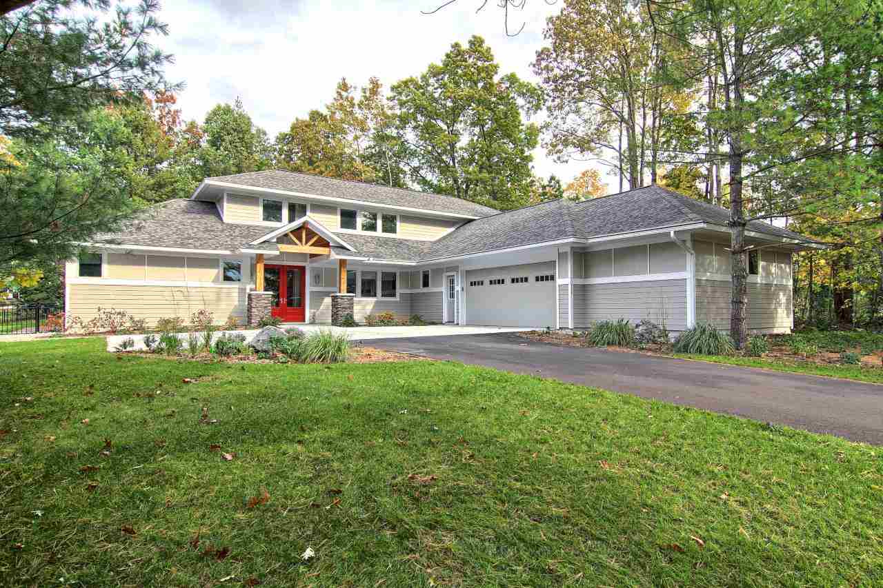 570 Walnut Ridge Traverse City, MI 49686 - Photo 1 of 39 1854548.JPG