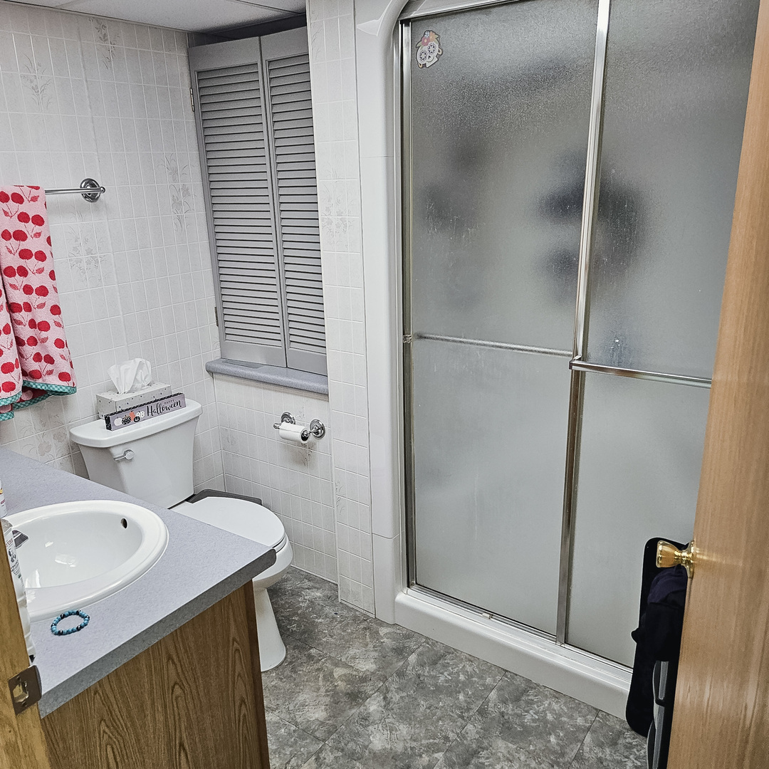 229 East Rollins Road Round Lake Beach, IL 60073 - Photo 23 of 49 Gallery Image 23
