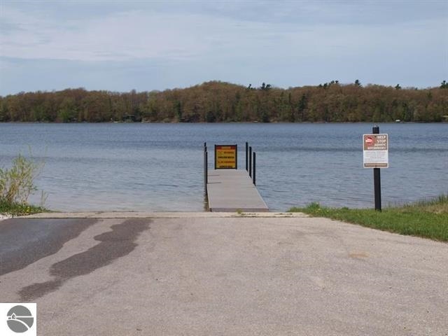 1683 Elberta Resort Road Frankfort, MI 49635 - Photo 19 of 33 1827214-18.JPG